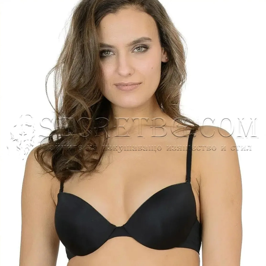 Сутиен Sielei 1344, Безшевен с Изляти Чашки и Push Up Ефект
