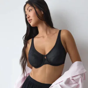 утиен Triumph Wild Rose Sensation W01 минимайзър – предна част