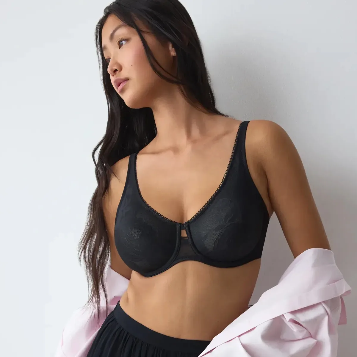утиен Triumph Wild Rose Sensation W01 минимайзър – предна част